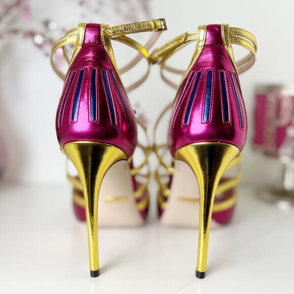 Gucci Tiger Head Metallic Pink Gold Leather Strappy Heels 8.5 NWB Made in Italy - Picture 6 of 16